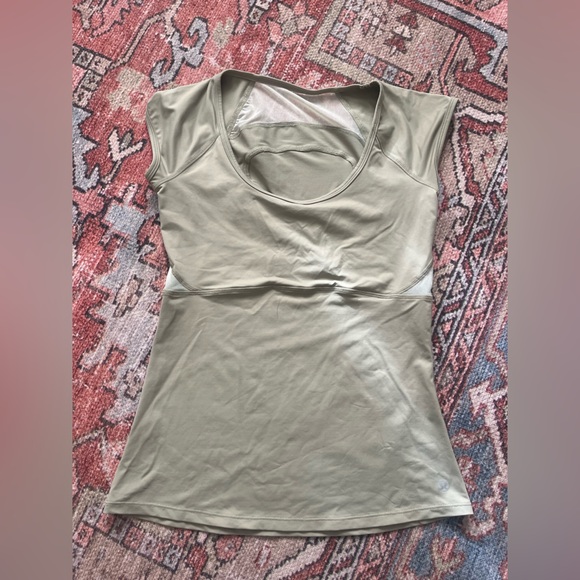 Vintage Lululemon short sleeve top - Picture 1 of 5